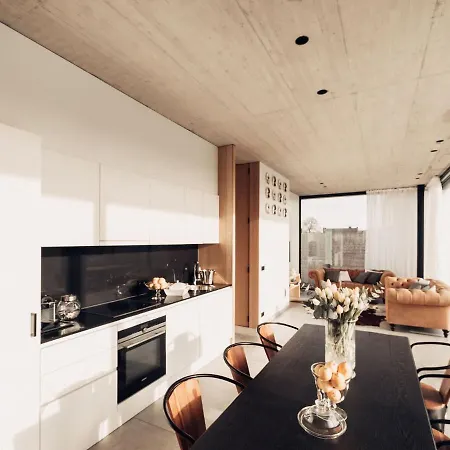 Modern In With Private Garden Villa