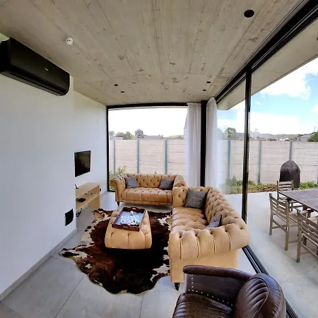 ヴィラ Modern With Views *