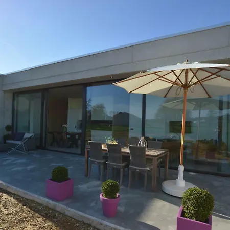 Modern In With Private Garden Villa *